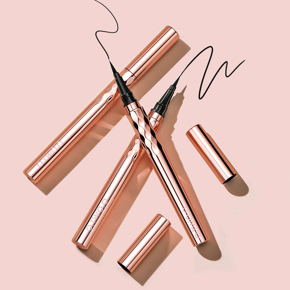 Ciel Divonne O.TWO.O Ultra Slim Transfer Proof Graphic Eyeliner